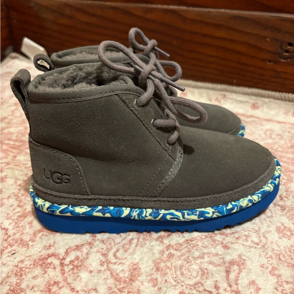 Kid’s UGG Lace-Up Ankle Boots | Cozy & Comfy | size 13